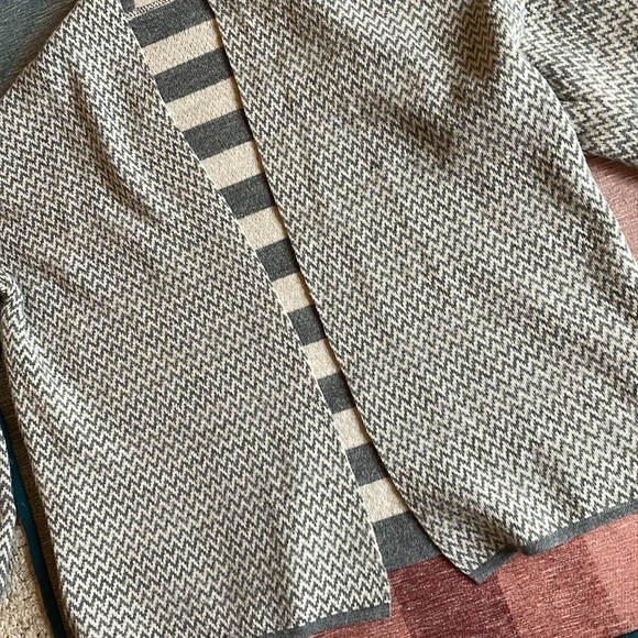 Cozy Neutral Wool Cardigan - Picture 7 of 10